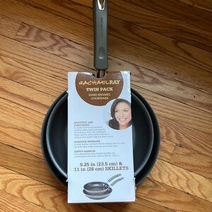 NWT Rachel Ray Twin Pack Skillets